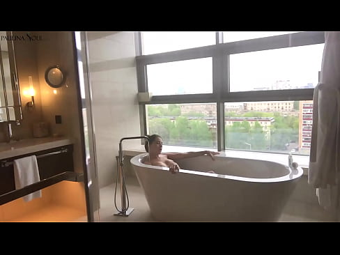 ❤️ En fantastisk babe som lidenskapelig rykker av seg fitta på badet Porno hos oss no.megaofertas.top ❌❤